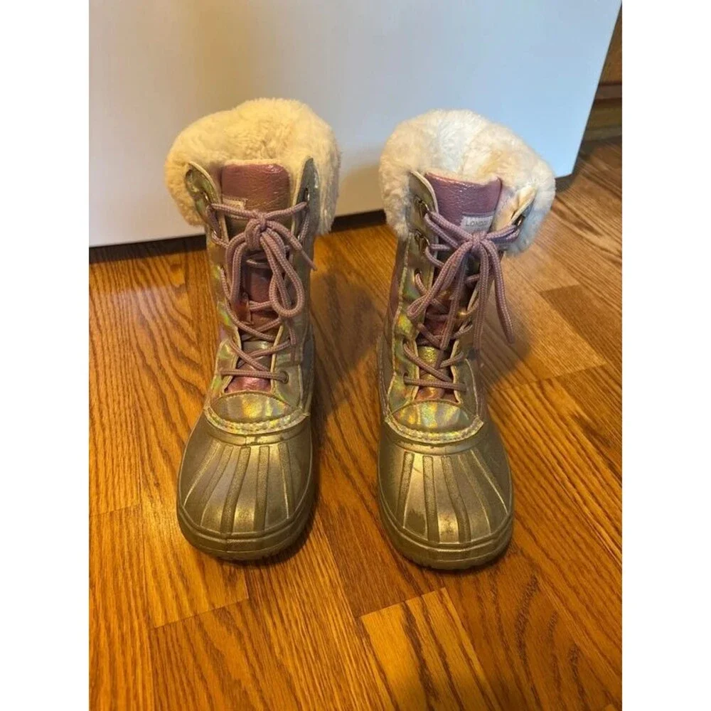 London Fog Snow Boots Size 4
